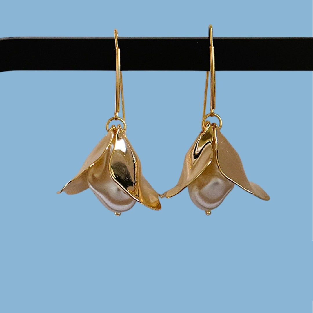 Gold Tone Pearl Drop Earrings