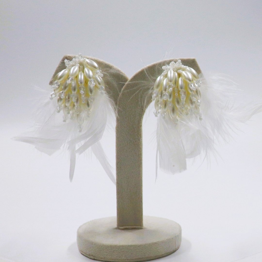 Pearl Tuft Earrings
