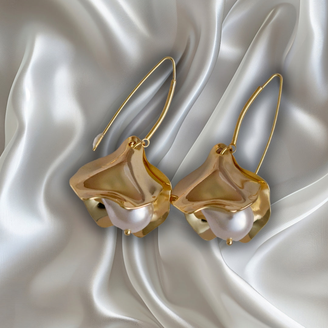 Gold Tone Pearl Drop Earrings